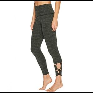 FREE PEOPLE Movement Revolve Leggings